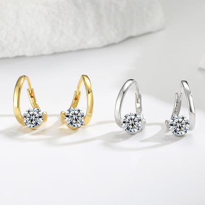 Fashionable and luxurious earrings