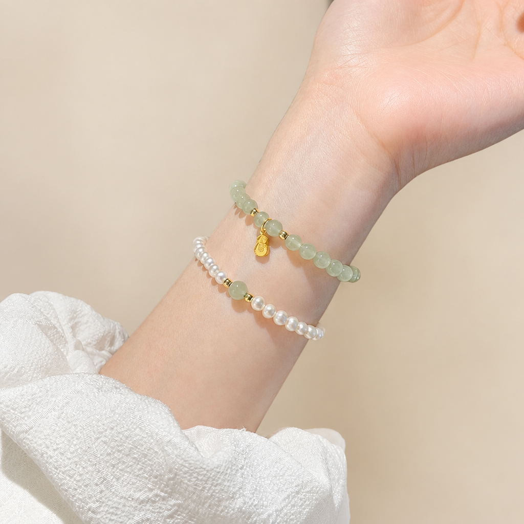 Pearl bracelet